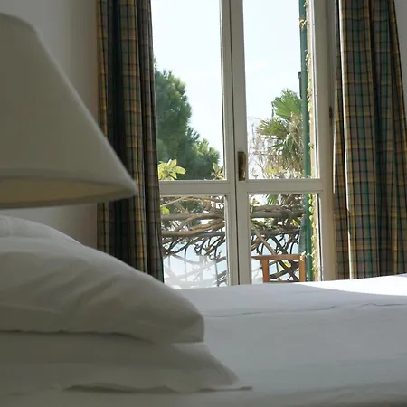 Beau Rivage Hotell 3*