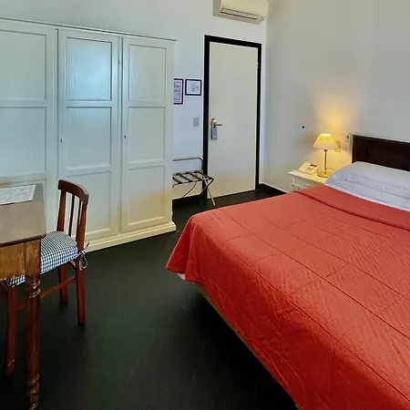 Beau Rivage Hotell 3*