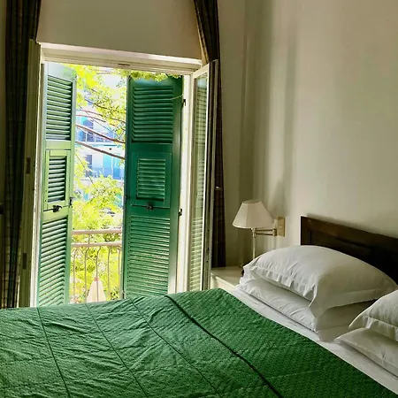 Beau Rivage מלון 3*