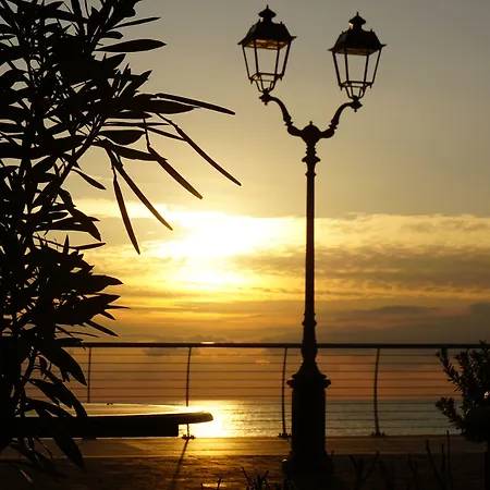 Szálloda Beau Rivage 3*