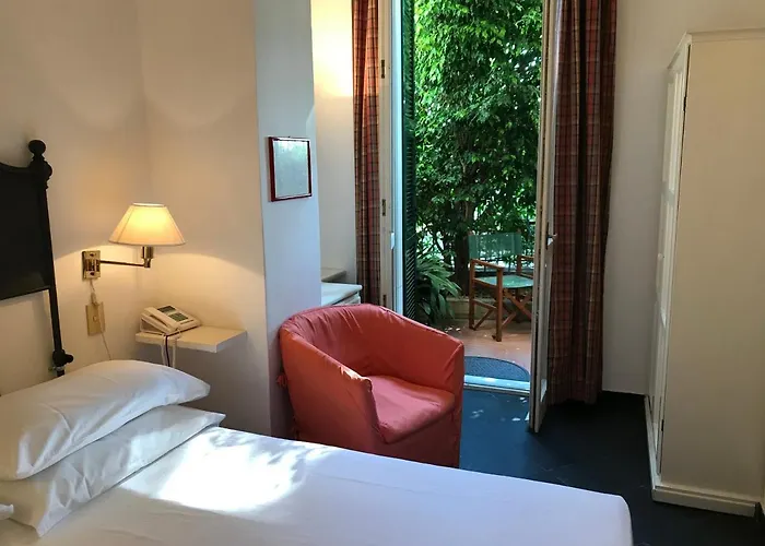 Beau Rivage Hotel 3*